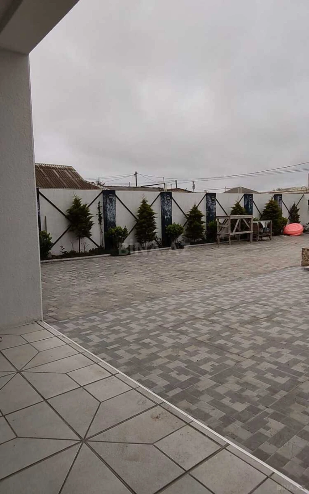 Satılır 4 otaqlı həyət evi 200 m²