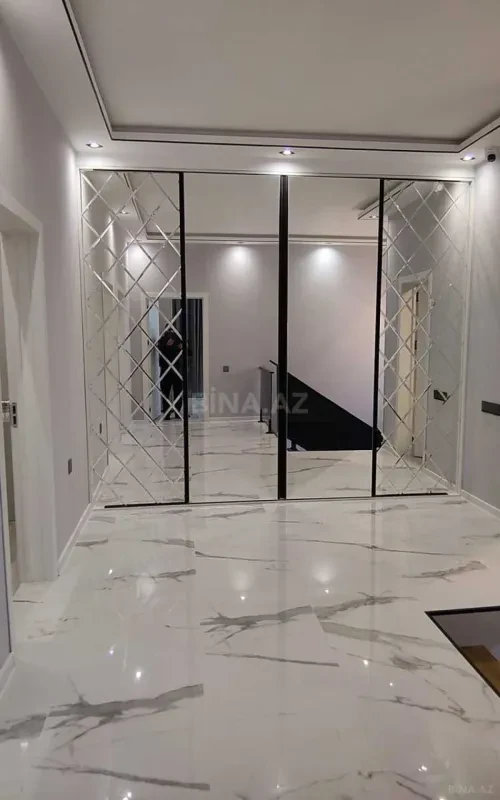 Satılır 4 otaqlı həyət evi 200 m²