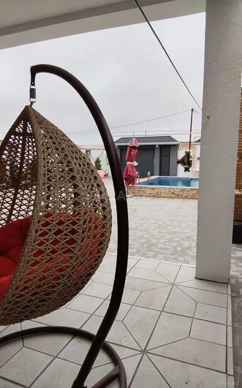 Satılır 4 otaqlı həyət evi 200 m²