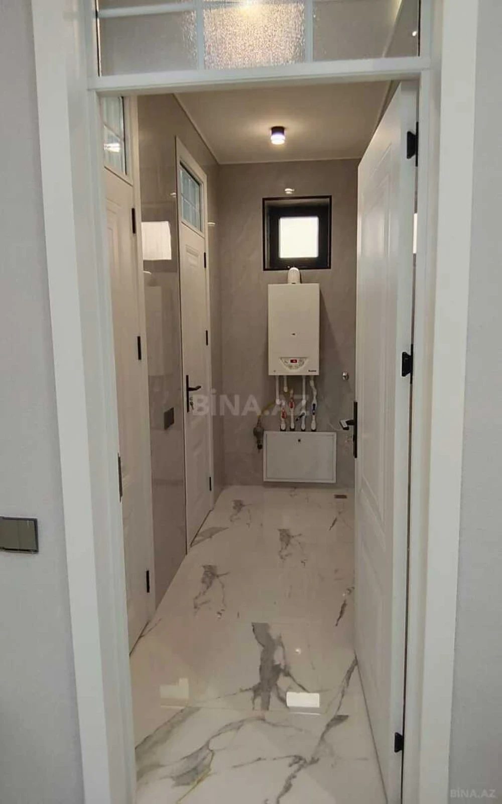 Satılır 4 otaqlı həyət evi 200 m²