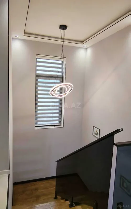 Satılır 4 otaqlı həyət evi 200 m²