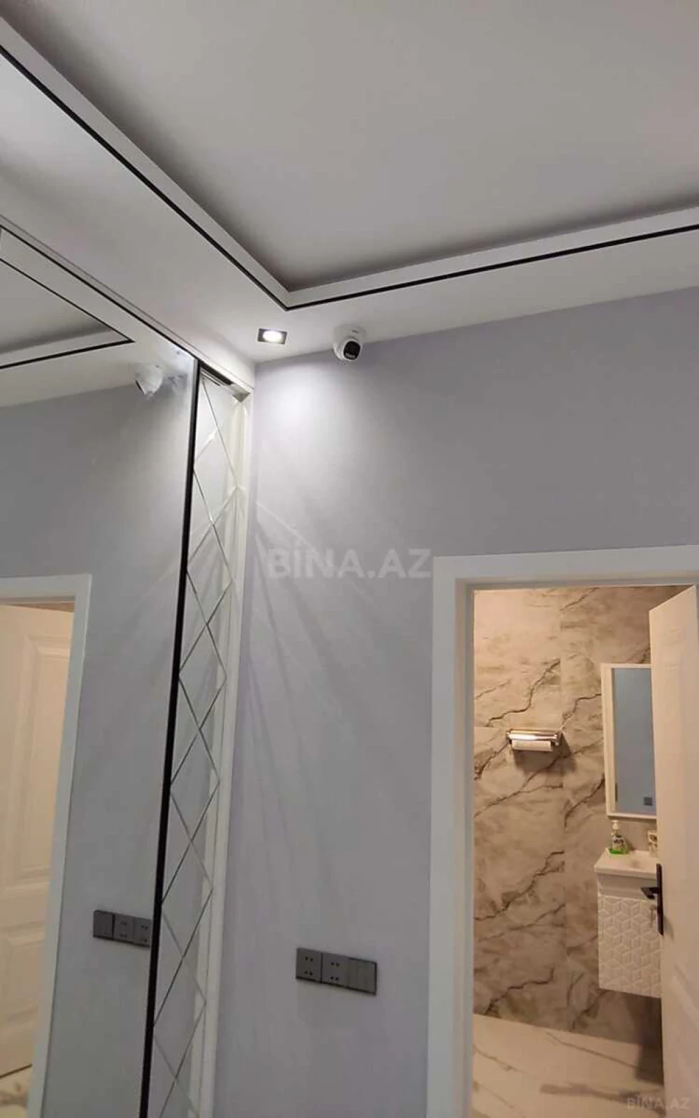 Satılır 4 otaqlı həyət evi 200 m²