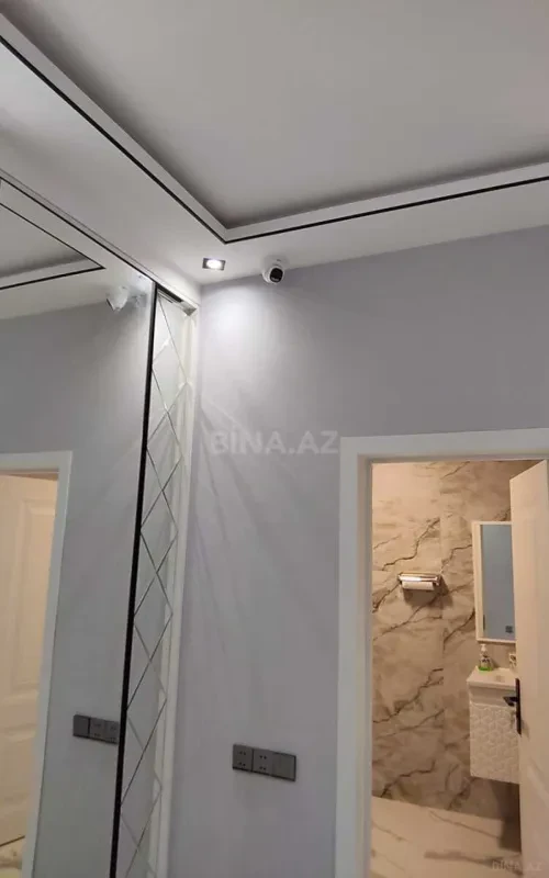 Satılır 4 otaqlı həyət evi 200 m²