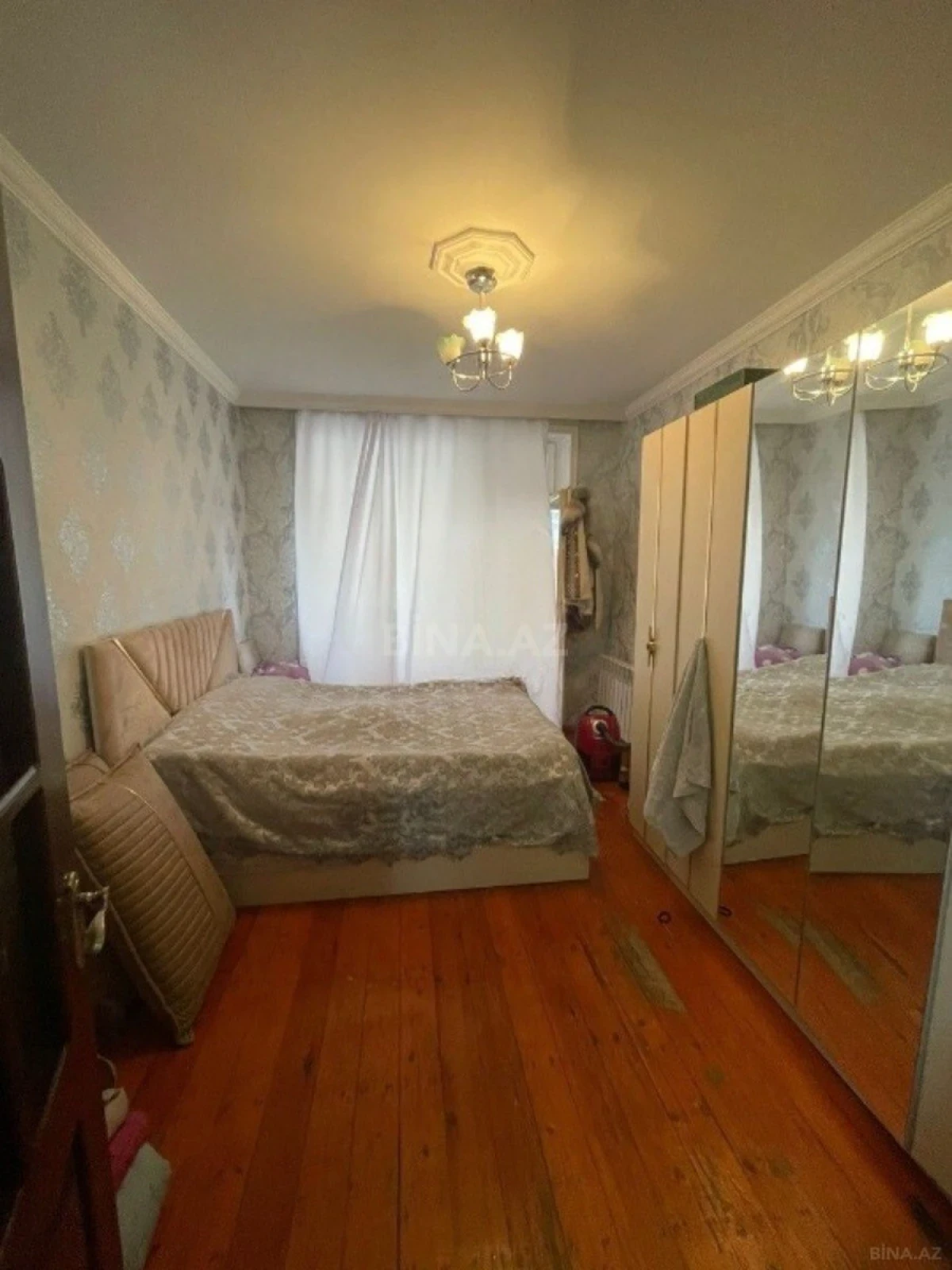 Satılır 3 otaqlı mənzil 90 m²