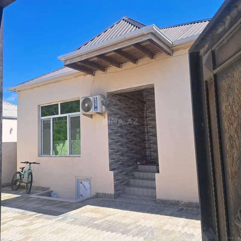 Satılır 4 otaqlı həyət evi 110 m²