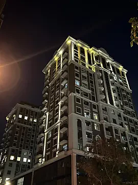 Satılır 3 otaqlı mənzil 147 m² — Bakı 3 otaq 147.00 m²
