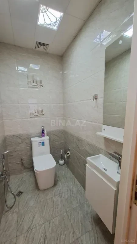 Kirayə verilir 3 otaqlı mənzil 120 m²