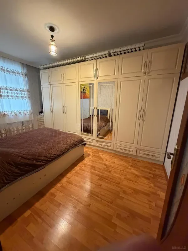 Satılır 3 otaqlı mənzil 74 m²