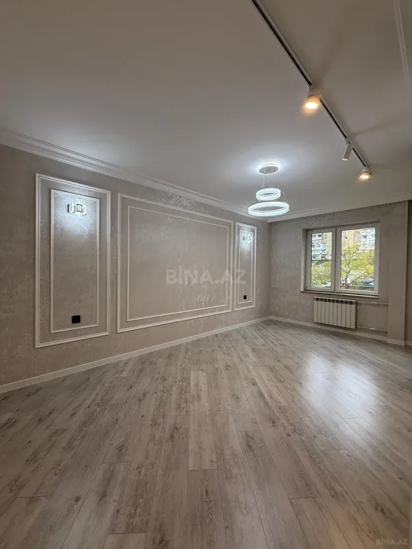 Satılır 4 otaqlı mənzil 90 m²