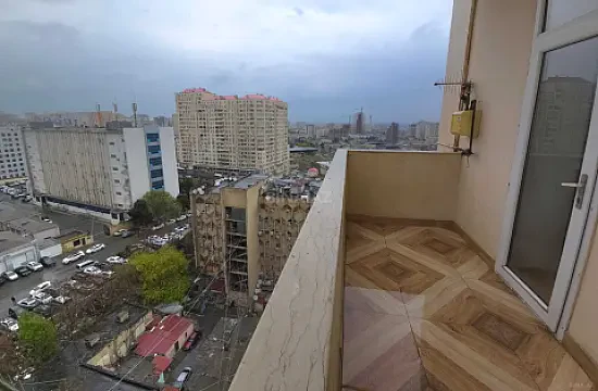 Satılır 2 otaqlı mənzil 83 m²