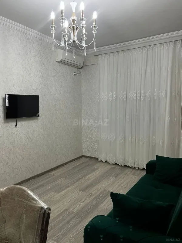 Kirayə verilir 2 otaqlı mənzil 60 m²