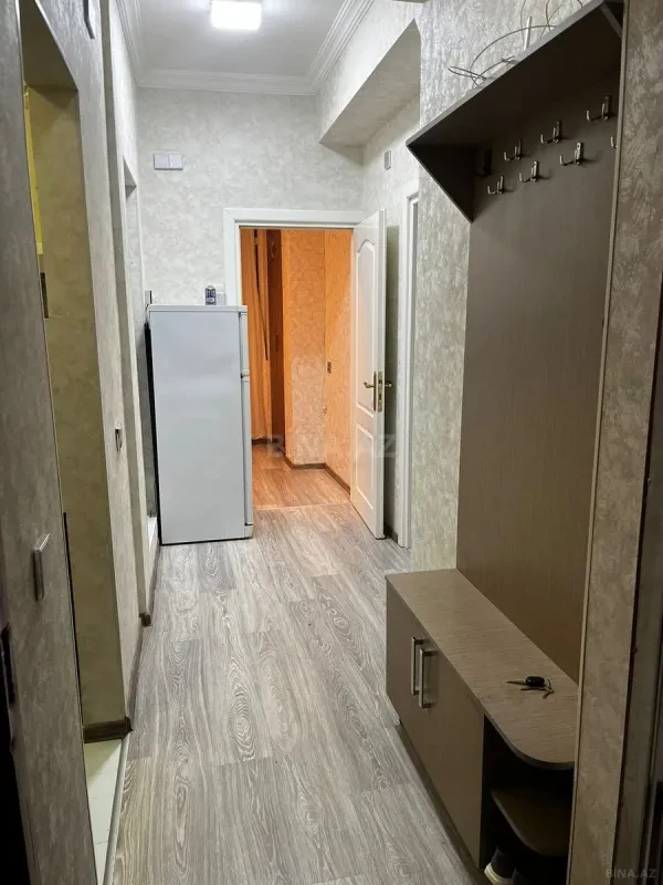 Kirayə verilir 2 otaqlı mənzil 60 m²