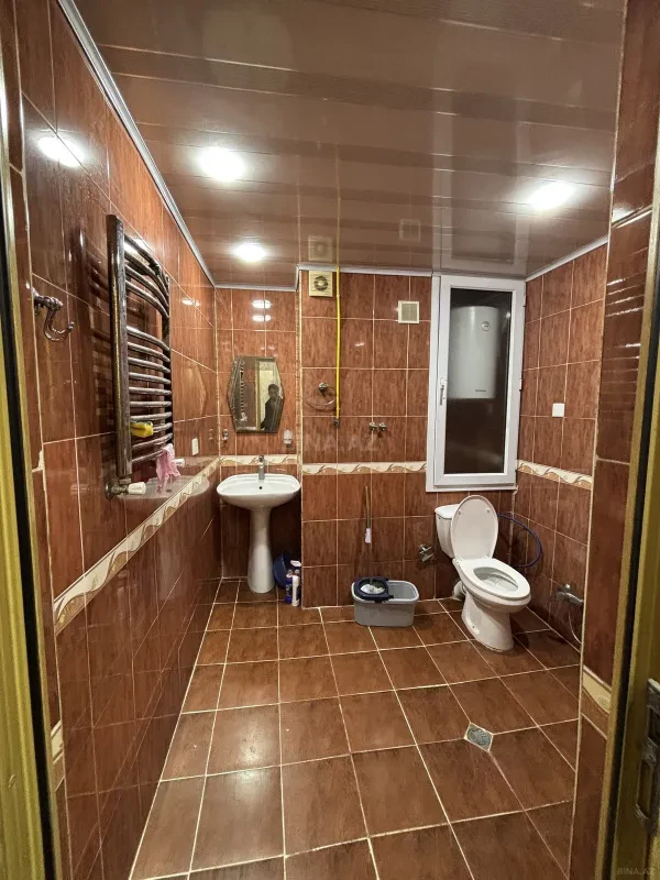 Kirayə verilir 2 otaqlı mənzil 60 m²
