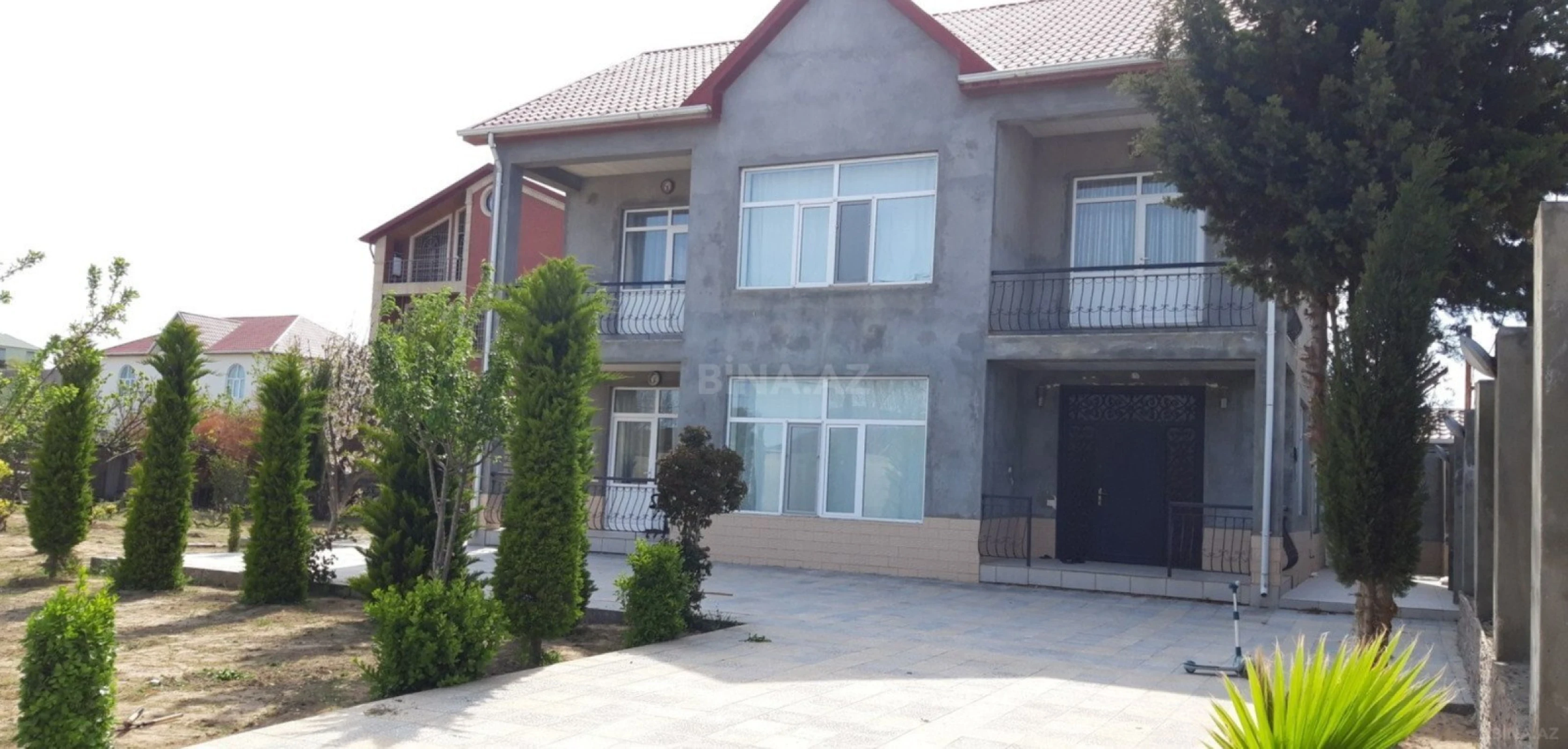 Kirayə verilir 4 otaqlı həyət evi 200 m²