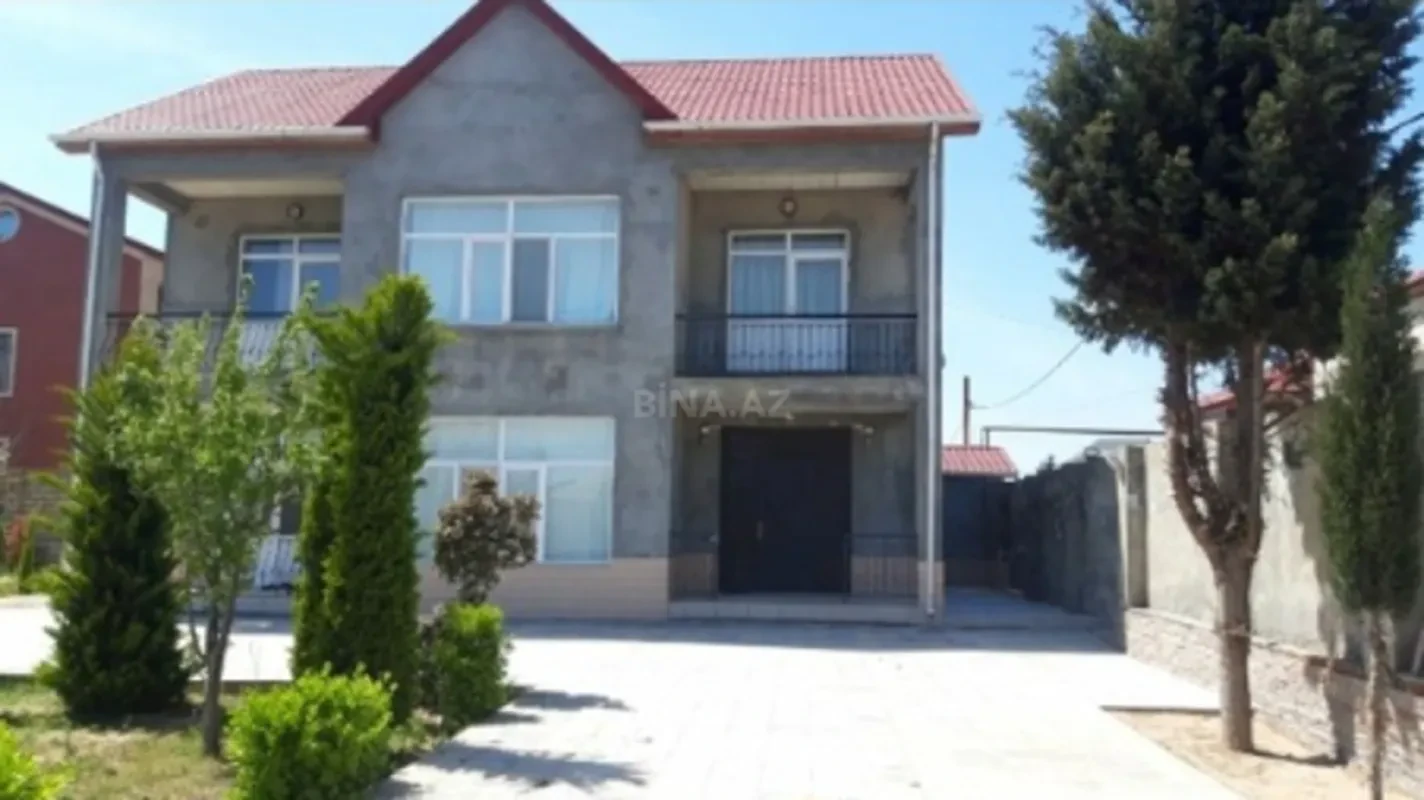 Kirayə verilir 4 otaqlı həyət evi 200 m²