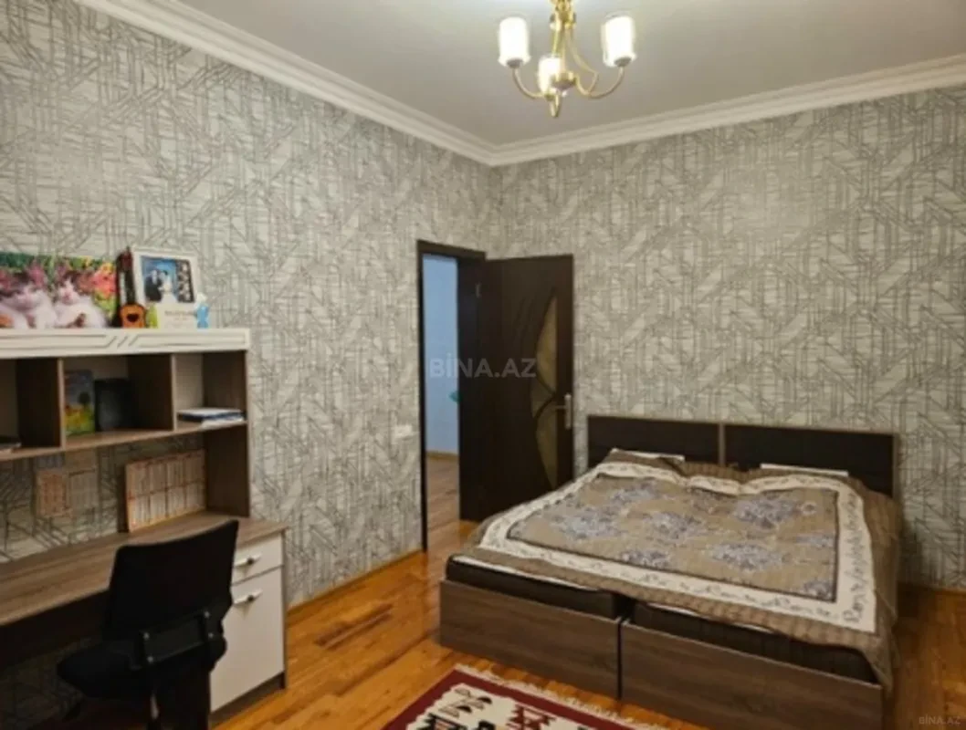 Kirayə verilir 4 otaqlı həyət evi 200 m²