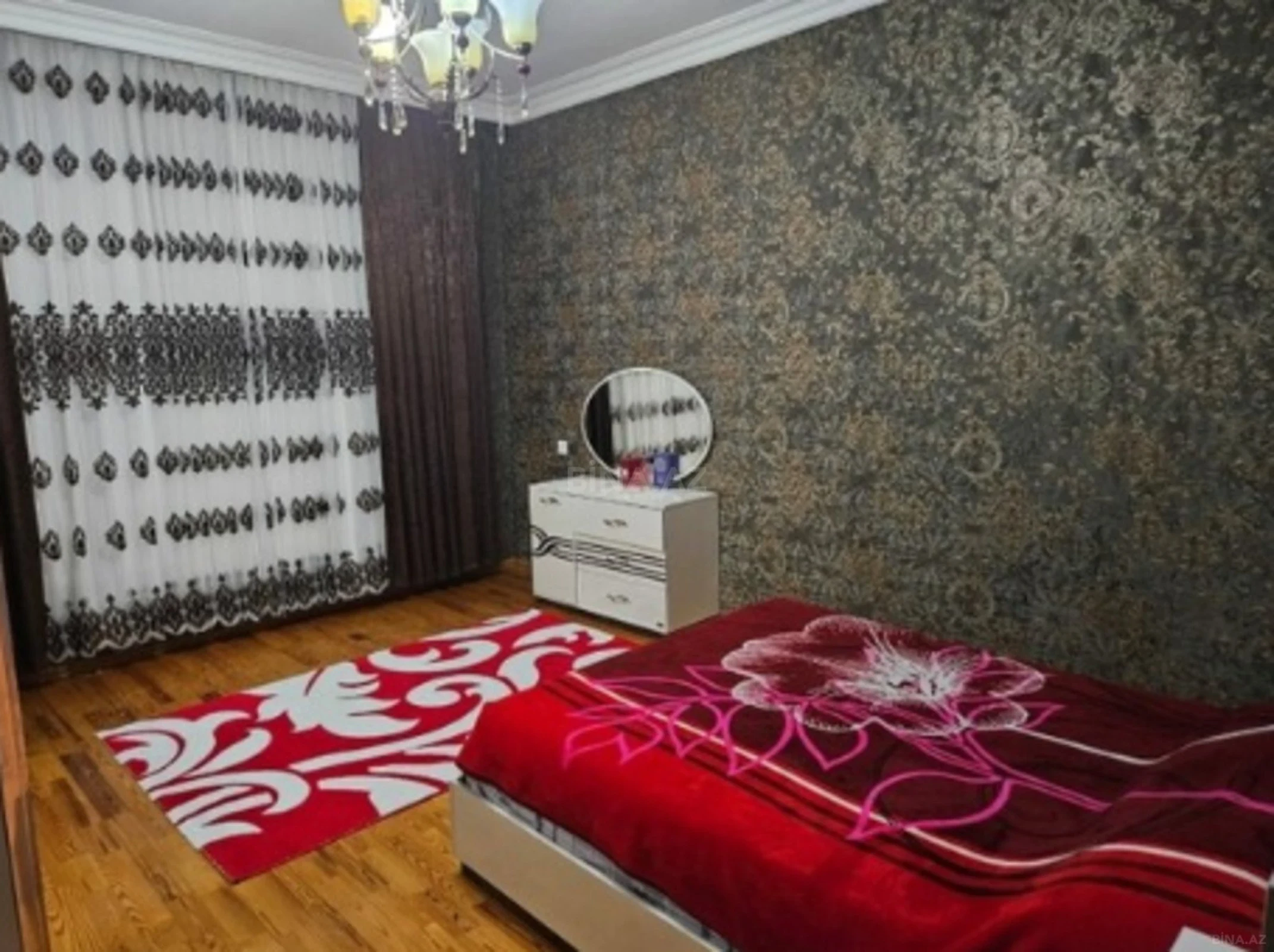 Kirayə verilir 4 otaqlı həyət evi 200 m²