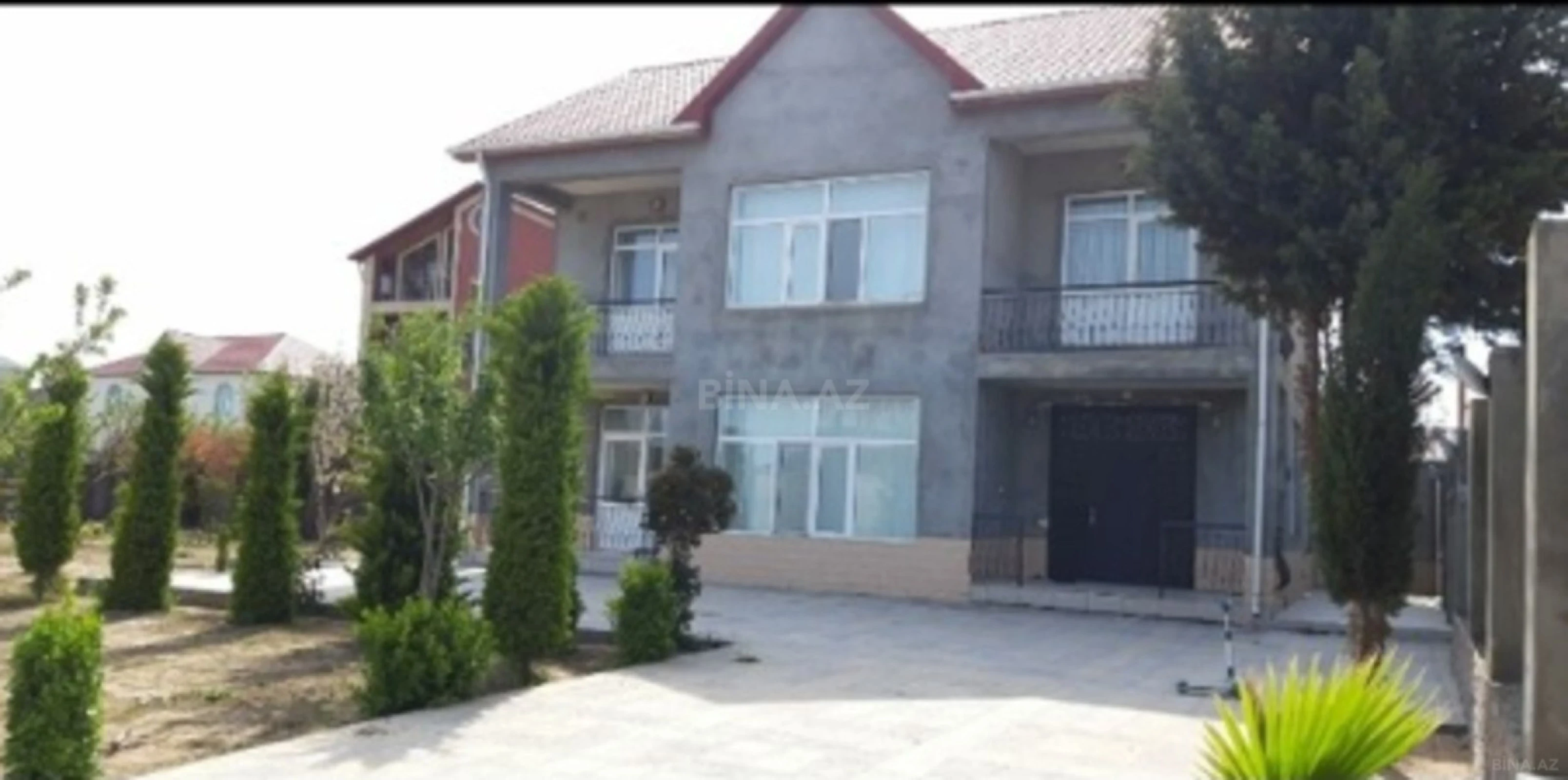 Kirayə verilir 4 otaqlı həyət evi 200 m²