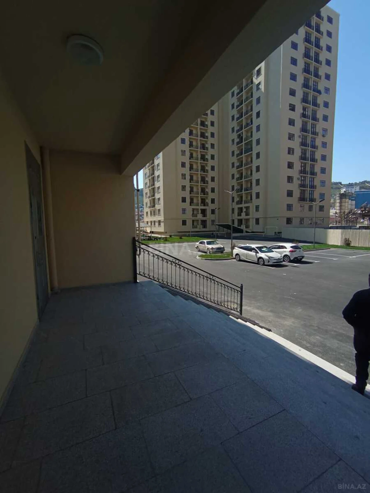 Kirayə verilir 3 otaqlı mənzil 130 m²