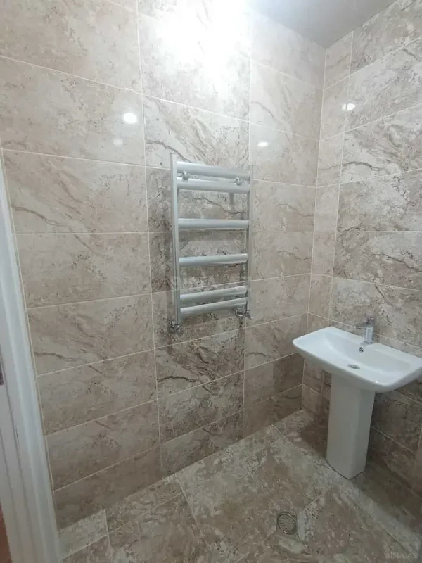 Kirayə verilir 3 otaqlı mənzil 130 m²