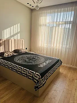 Kirayə verilir 2 otaqlı mənzil 70 m²