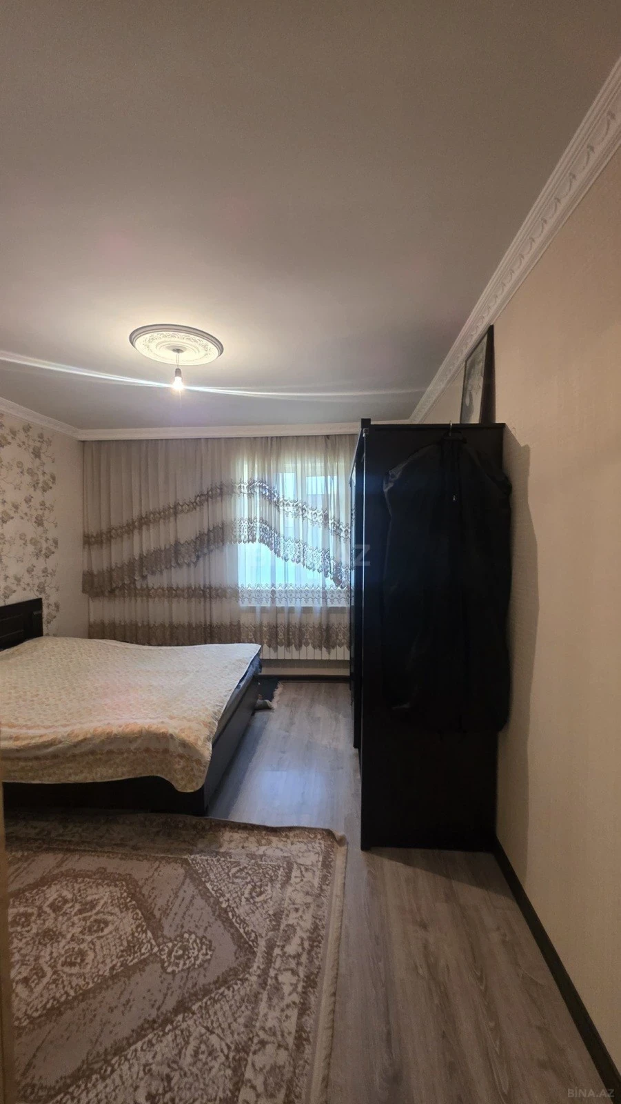 Satılır 5 otaqlı həyət evi 140 m²