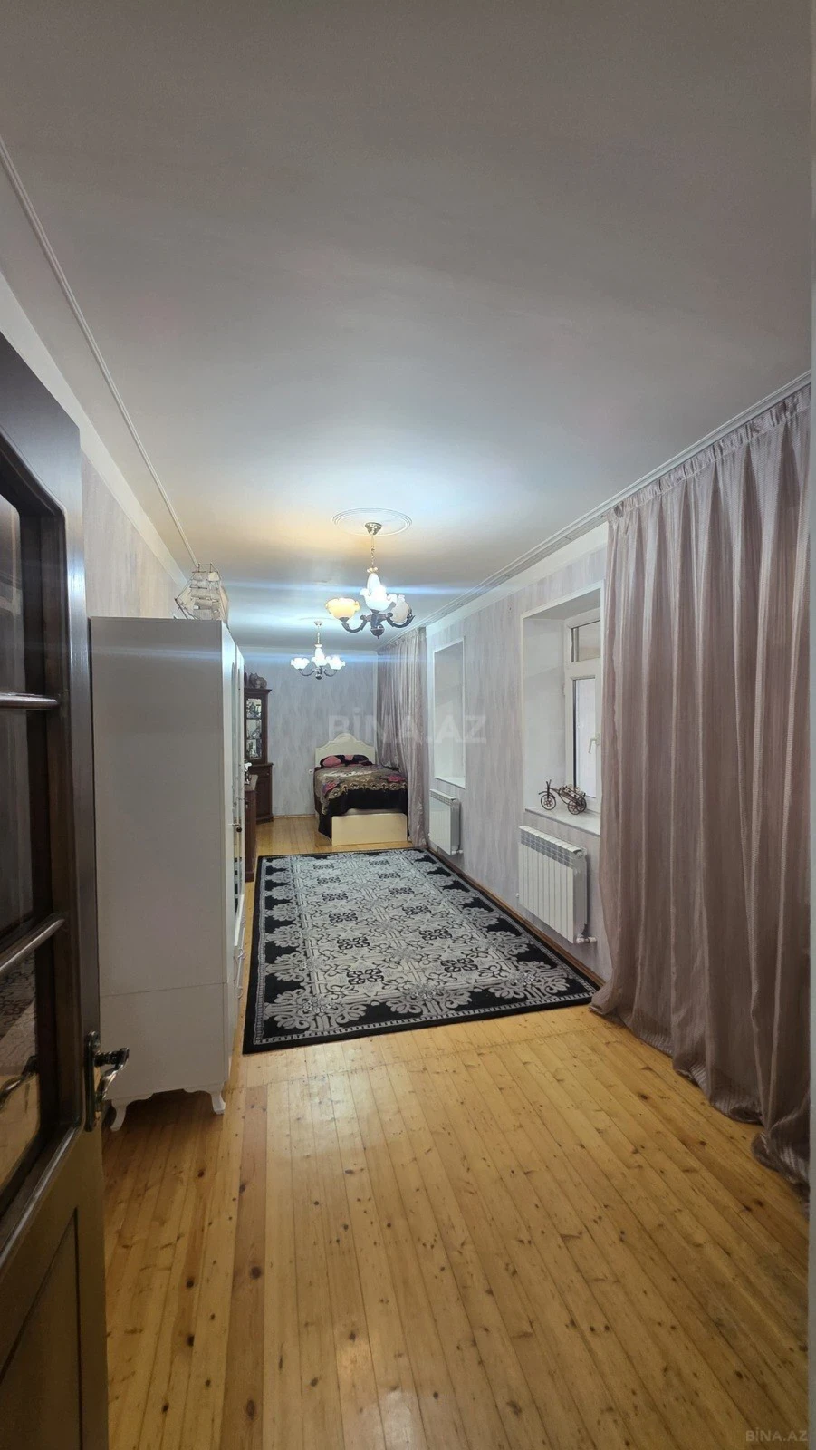 Satılır 5 otaqlı həyət evi 140 m²