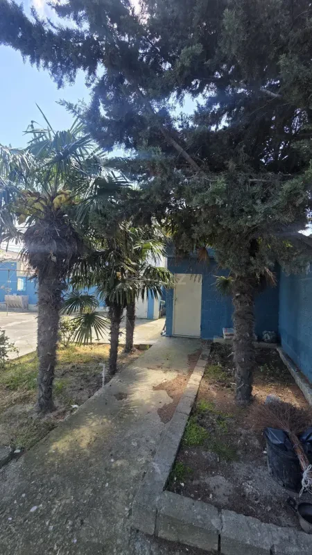 Satılır 5 otaqlı həyət evi 140 m²