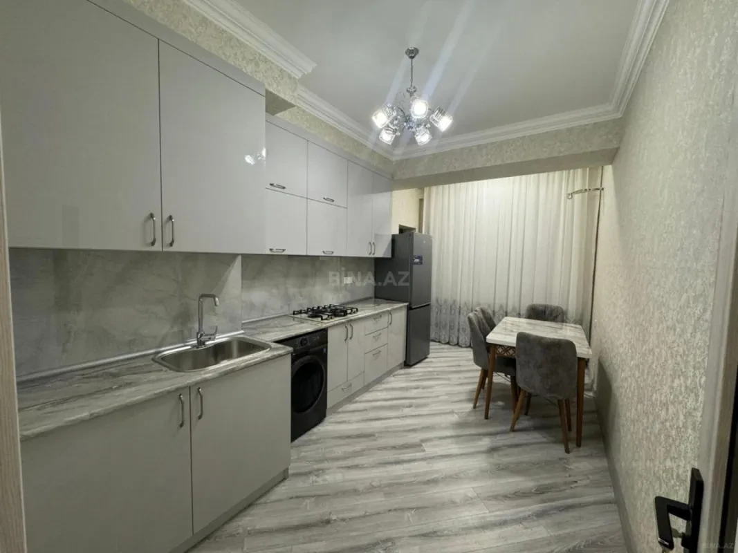 Kirayə verilir 2 otaqlı mənzil 100 m²