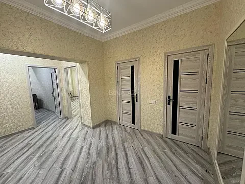 Kirayə verilir 2 otaqlı mənzil 100 m²