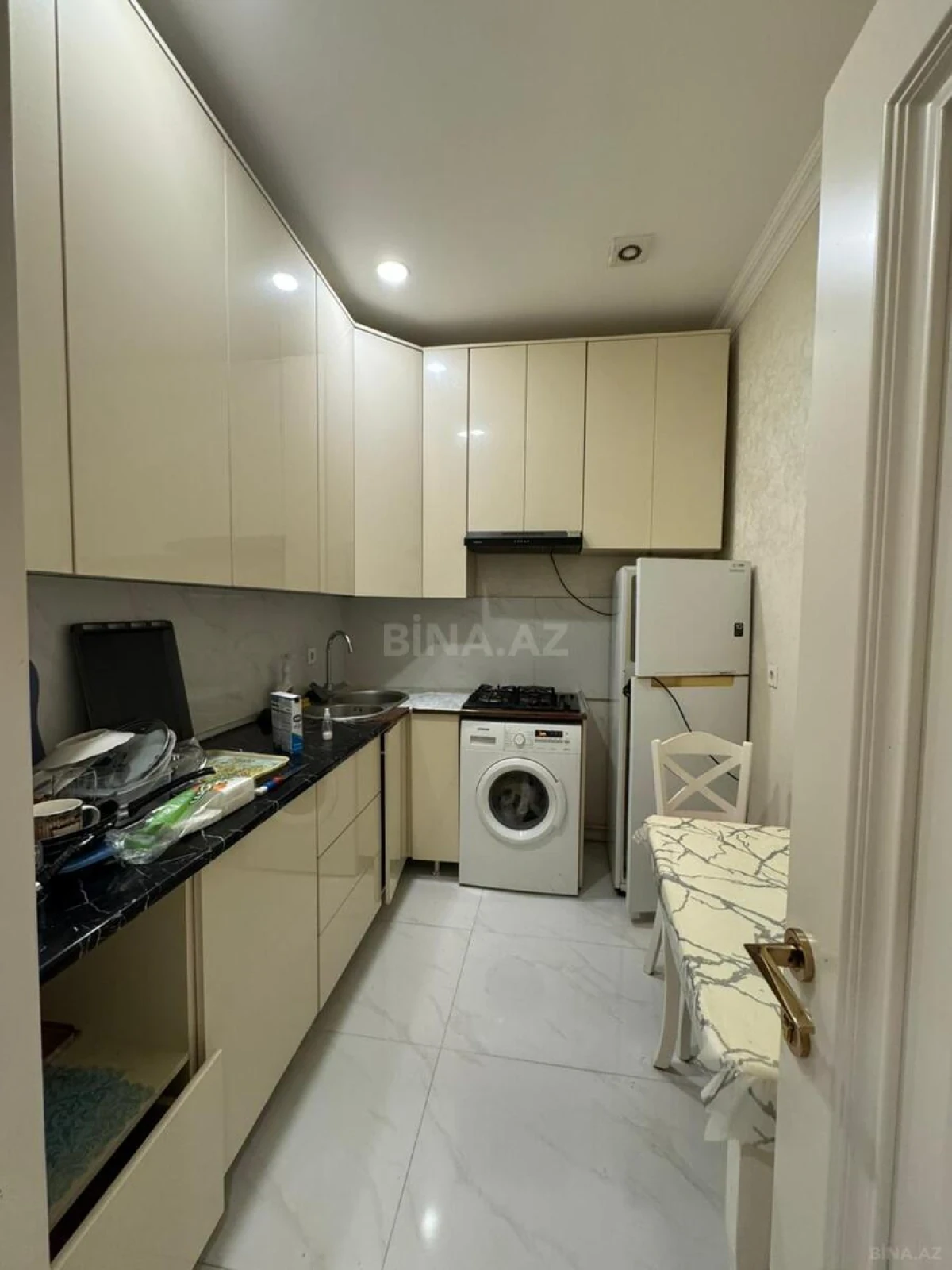 Kirayə verilir 3 otaqlı mənzil 100 m²