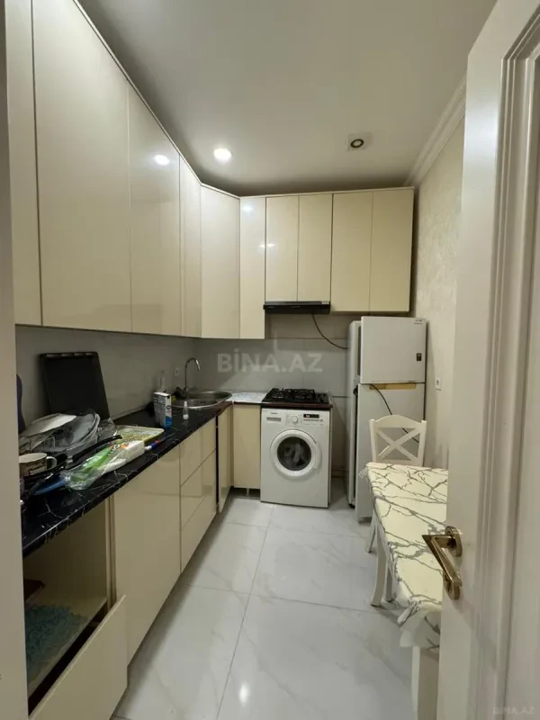 Kirayə verilir 3 otaqlı mənzil 100 m²