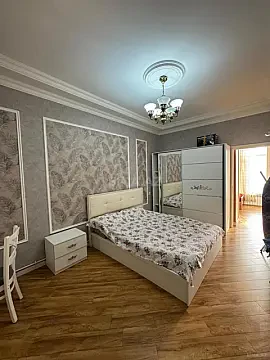 Kirayə verilir 3 otaqlı mənzil 100 m²