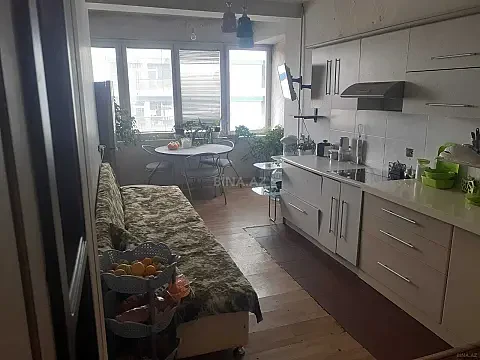 Satılır 3 otaqlı mənzil 100 m²
