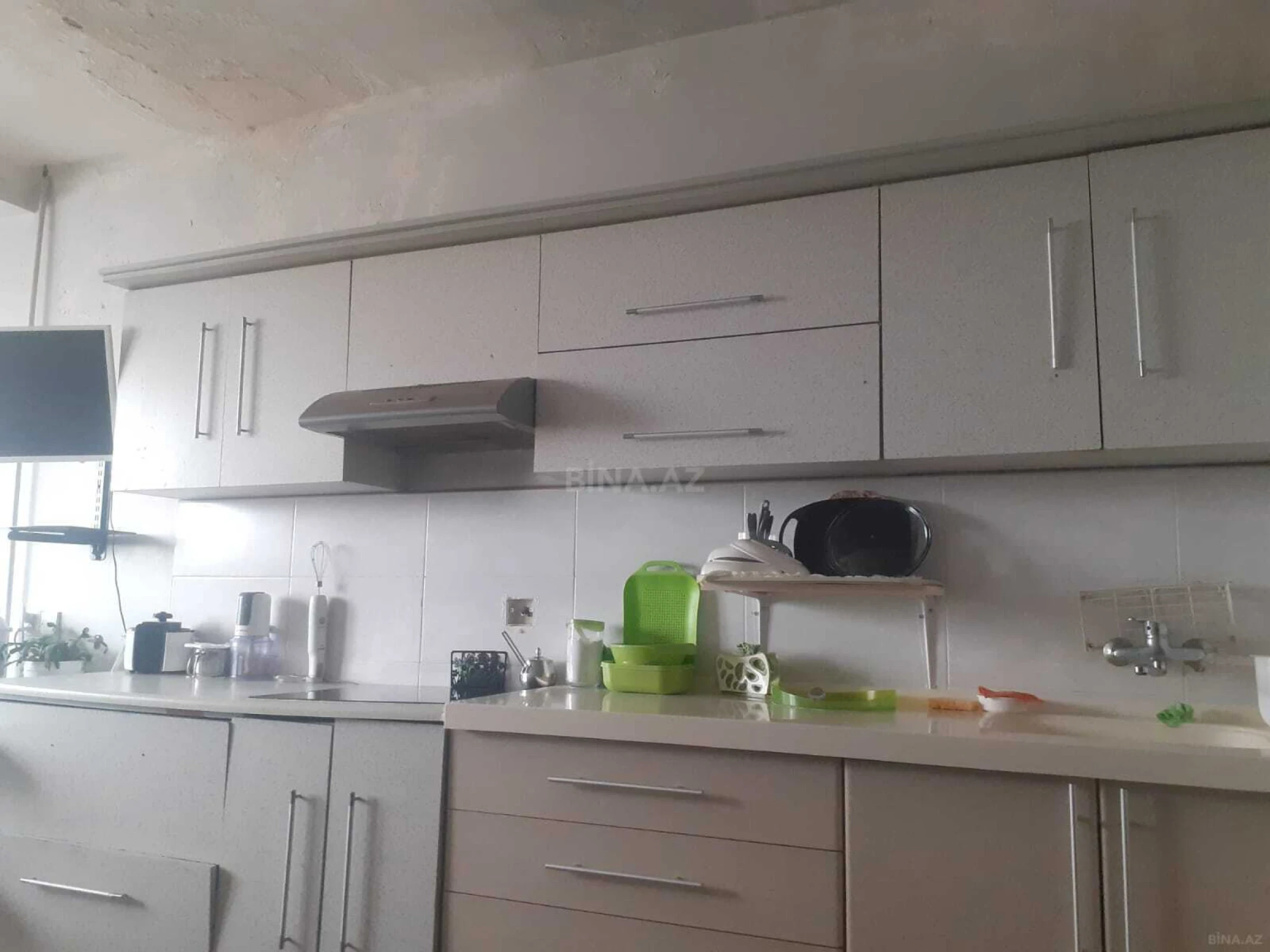 Satılır 3 otaqlı mənzil 100 m²