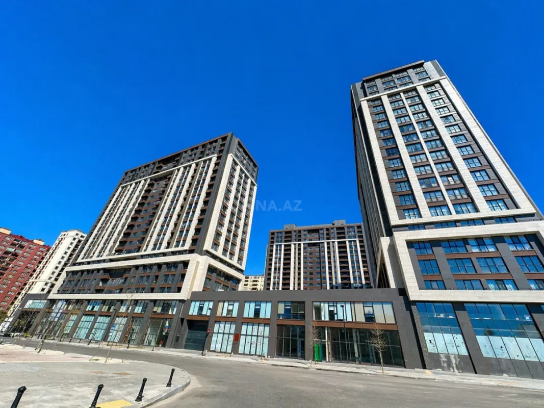 Satılır 3 otaqlı mənzil 127 m²