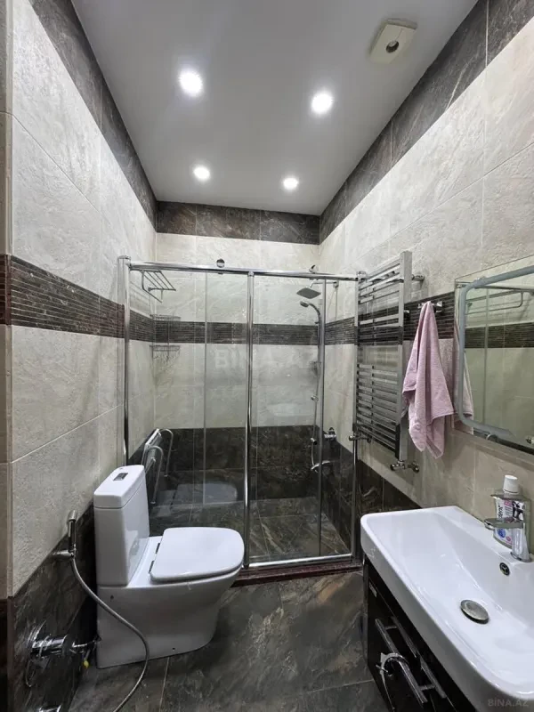 Kirayə verilir 3 otaqlı mənzil 110 m²