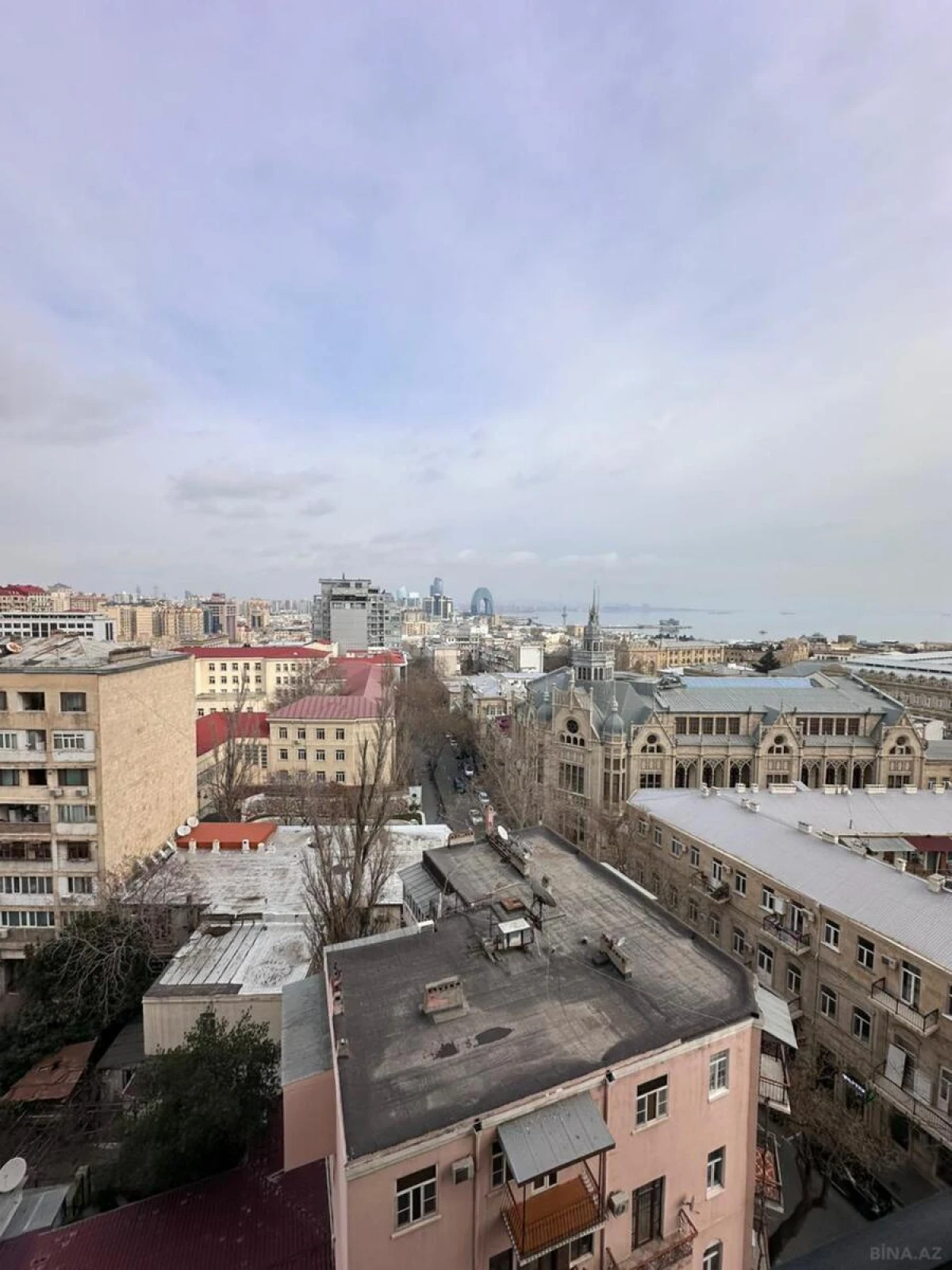 Kirayə verilir 3 otaqlı mənzil 110 m²