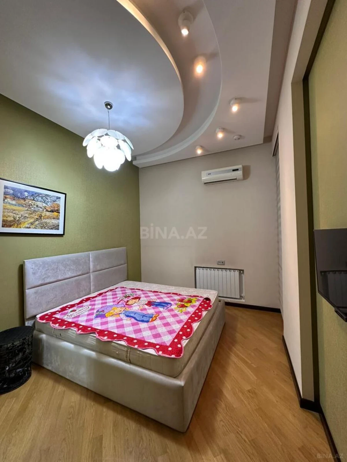 Kirayə verilir 3 otaqlı mənzil 110 m²