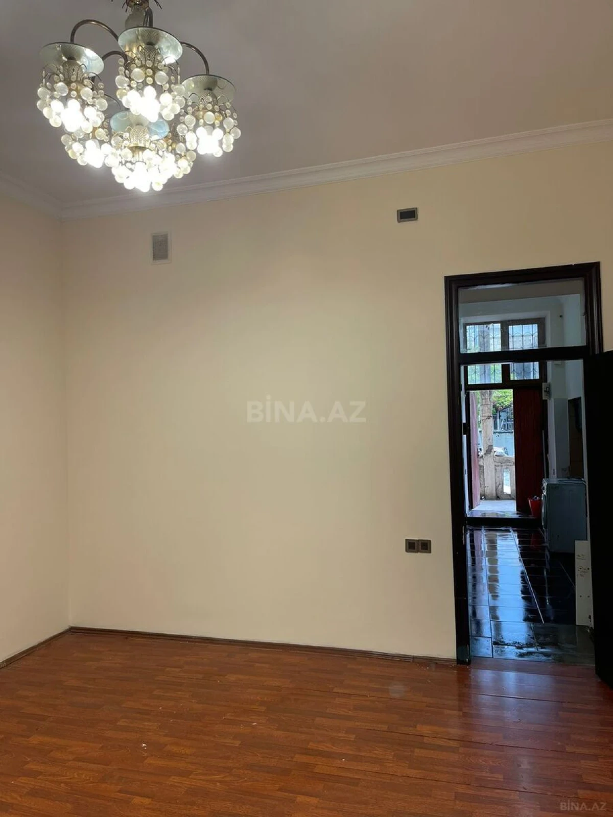 Kirayə verilir 2 otaqlı mənzil 55 m²