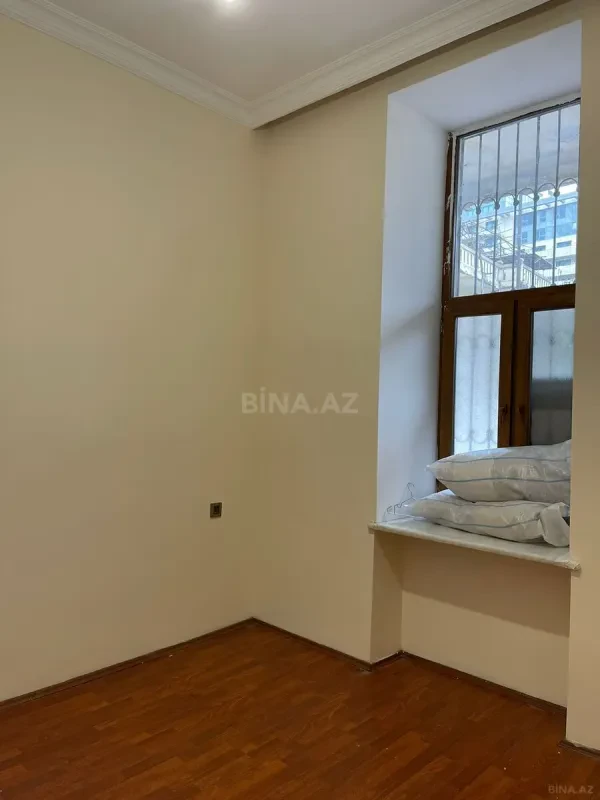 Kirayə verilir 2 otaqlı mənzil 55 m²