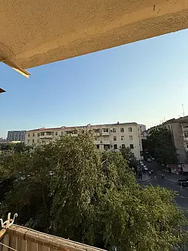 Kirayə verilir 2 otaqlı mənzil 60 m²