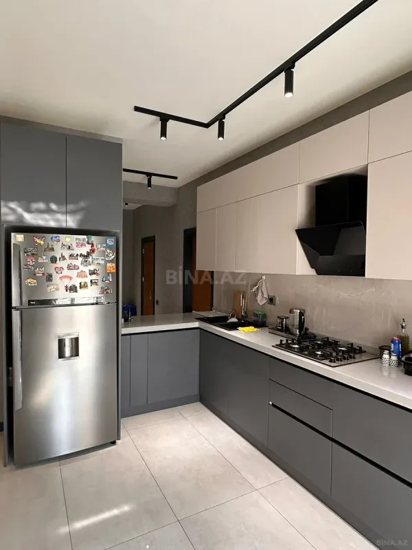 Satılır 2 otaqlı mənzil 90 m²