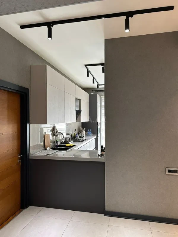 Satılır 2 otaqlı mənzil 90 m²