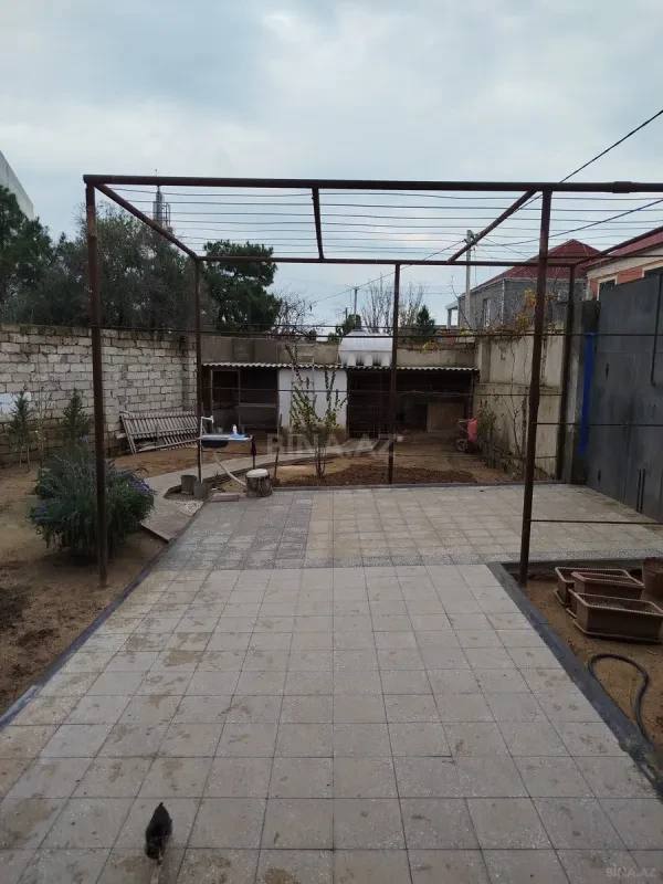Satılır 2 otaqlı həyət evi 63 m²