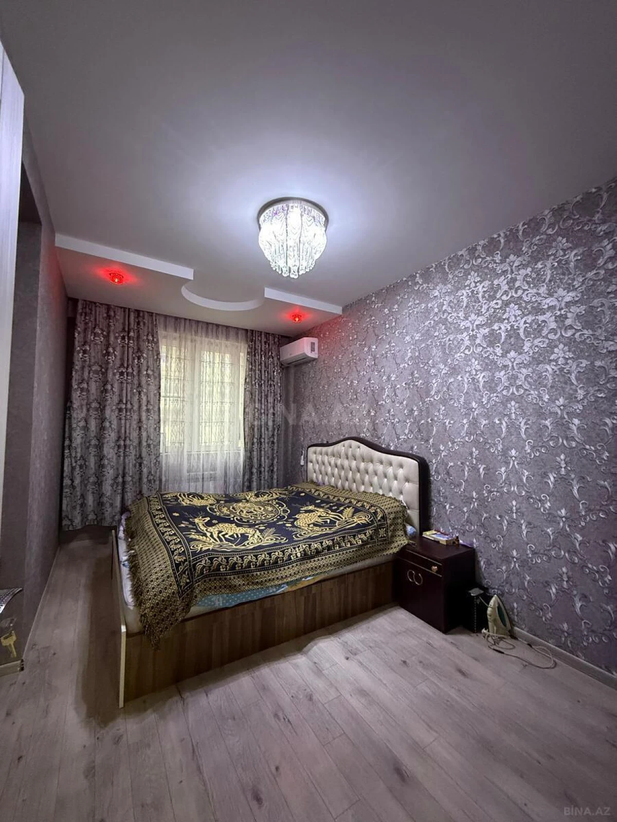 Satılır 2 otaqlı mənzil 84 m²