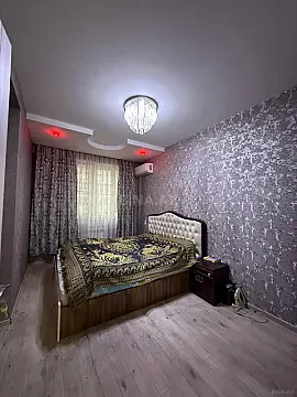Satılır 2 otaqlı mənzil 84 m²