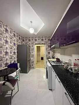 Satılır 2 otaqlı mənzil 84 m²