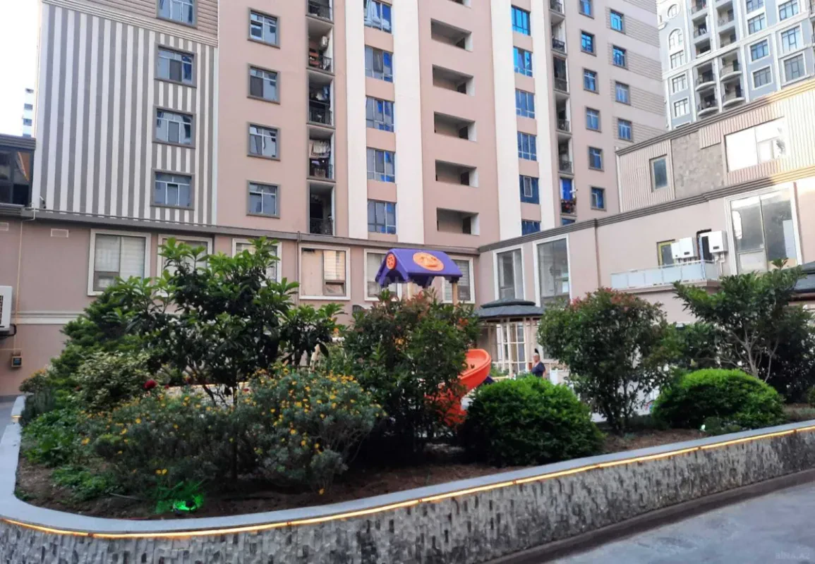 Satılır 2 otaqlı mənzil 90 m²