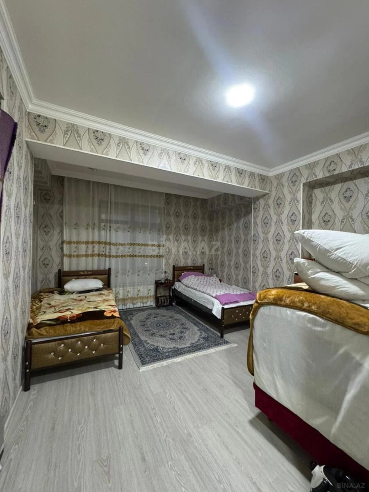 Satılır 2 otaqlı mənzil 90 m²
